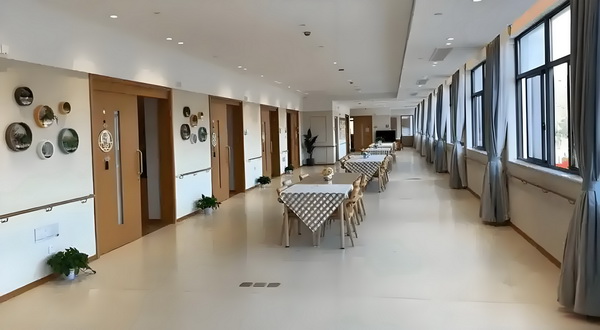 阿娇一个人独居北京3居室，自称比香港要便宜